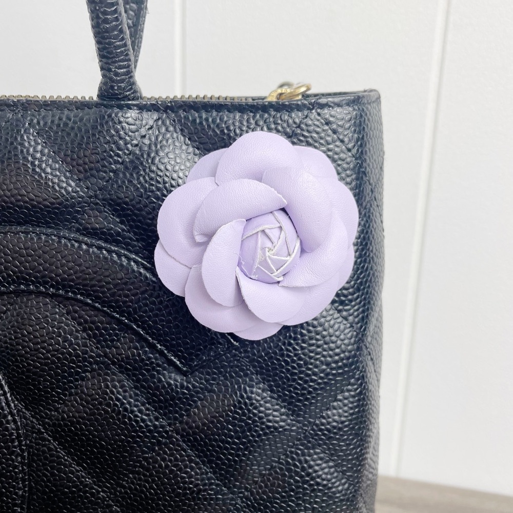 Camellia Flower Vegan Leather Magnetic Bag Charm - Picture 6 of 9